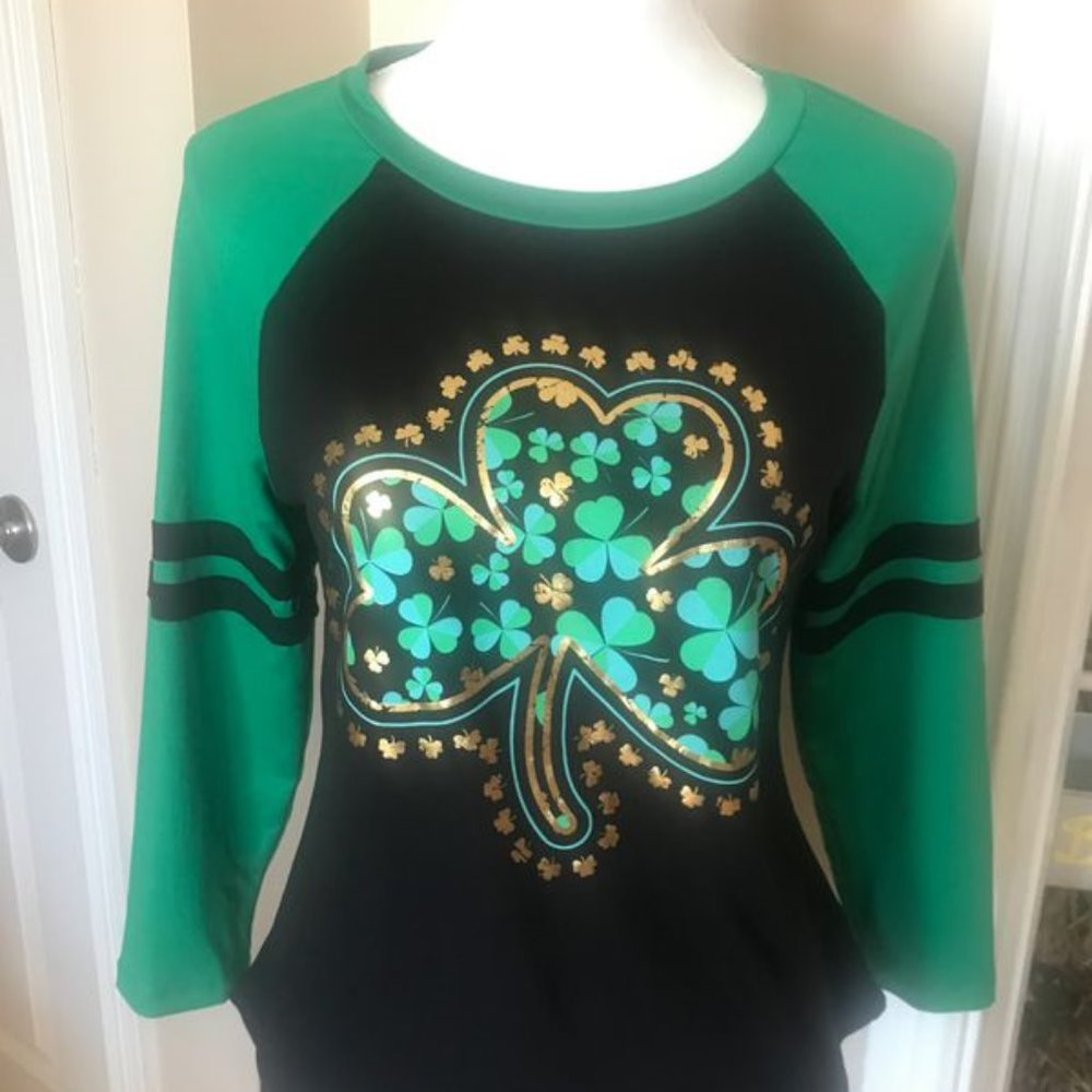 ST PATRICK’S DAY SHAMROCK TOP NEW